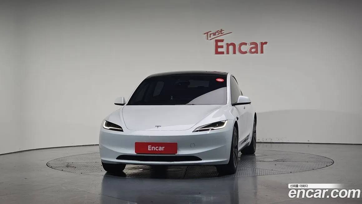 Tesla Model 3 — фото 3