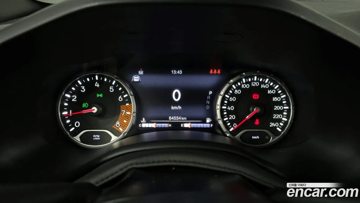 Jeep Renegade 2021 из KR, фото 8