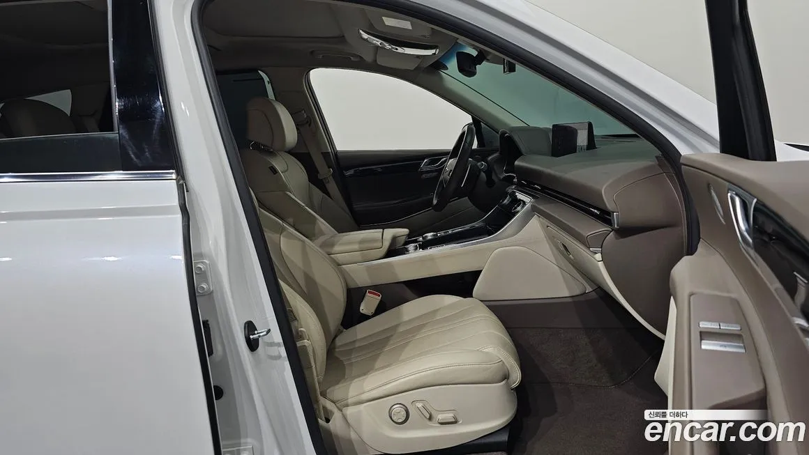 Genesis GV80 — фото 10