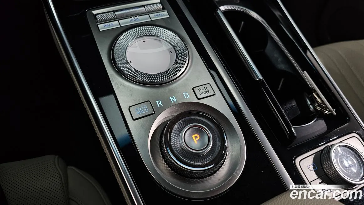 Genesis GV80 — фото 9