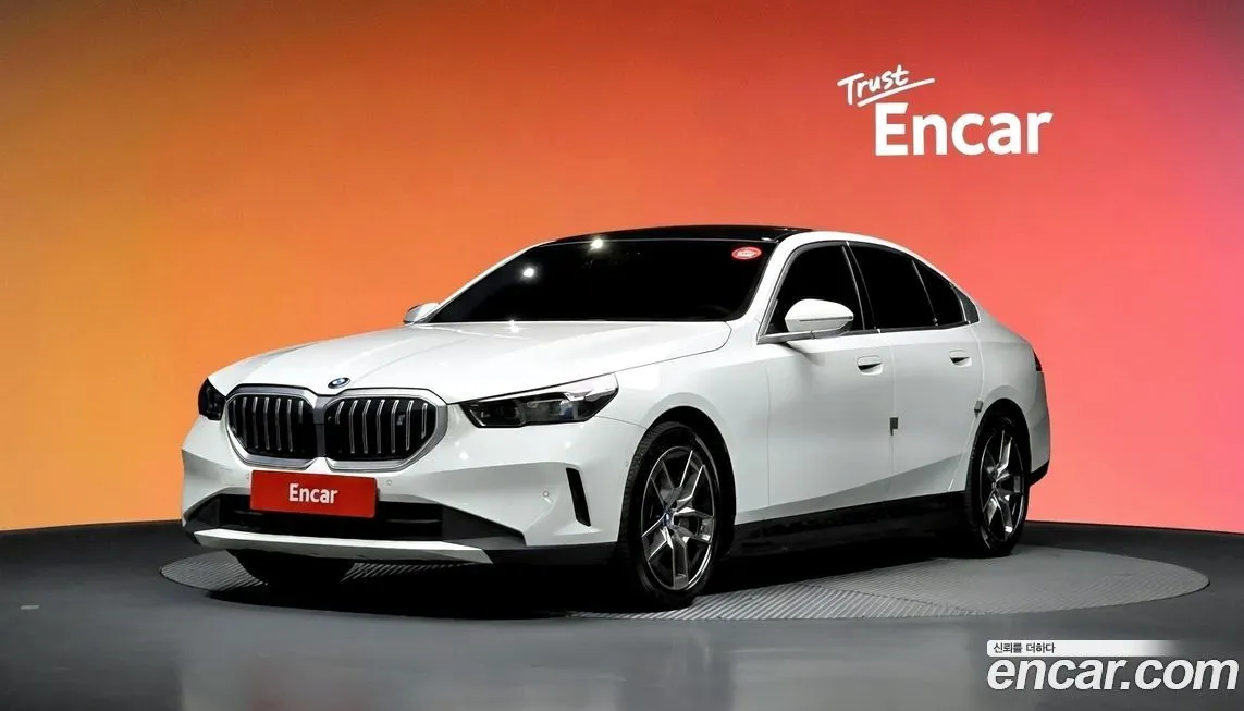 BMW i5