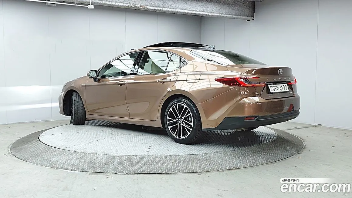 Toyota Camry 2025 из KR, фото 2