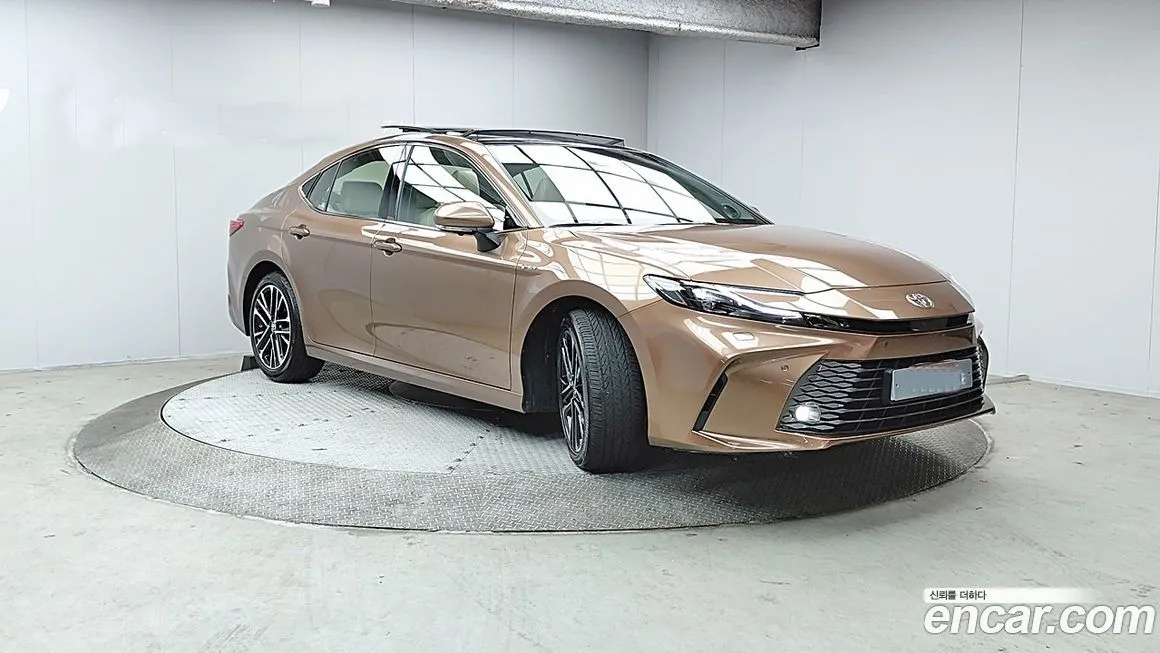 Toyota Camry 2025 из KR, фото 3