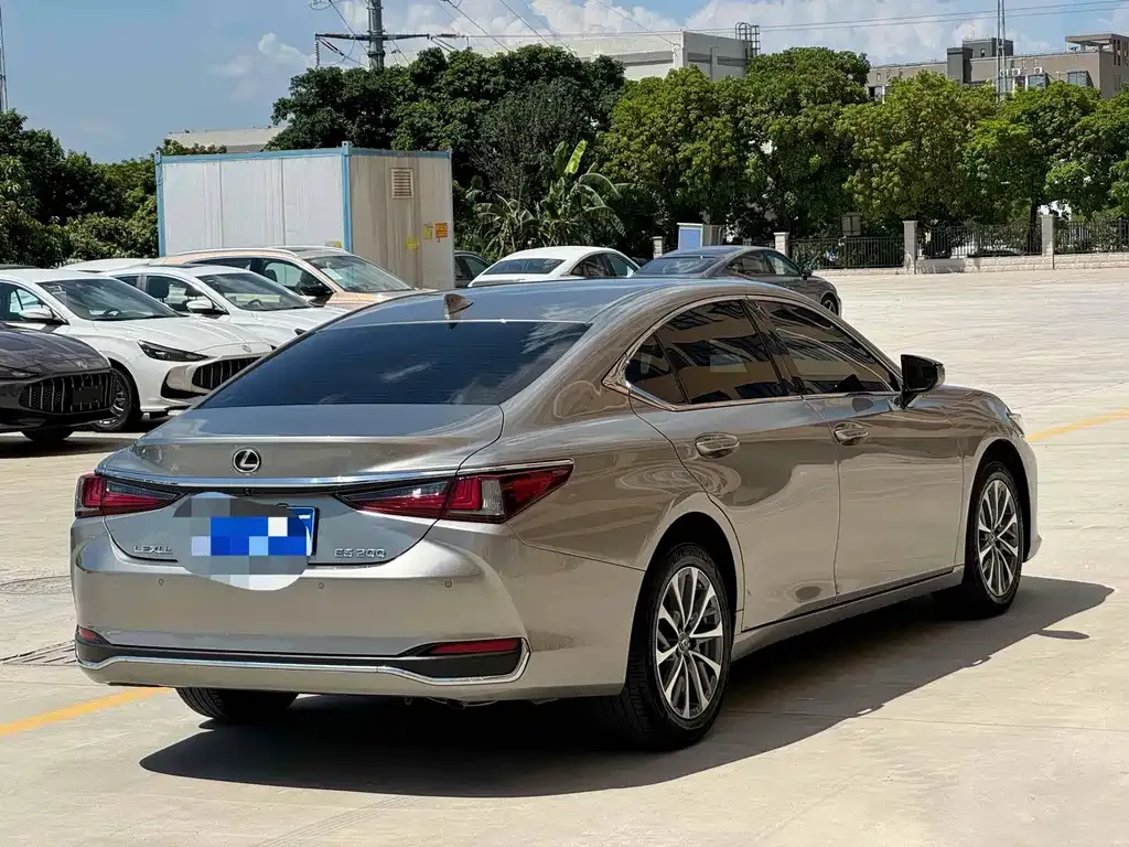 Lexus ES 2024 из CN, фото 8
