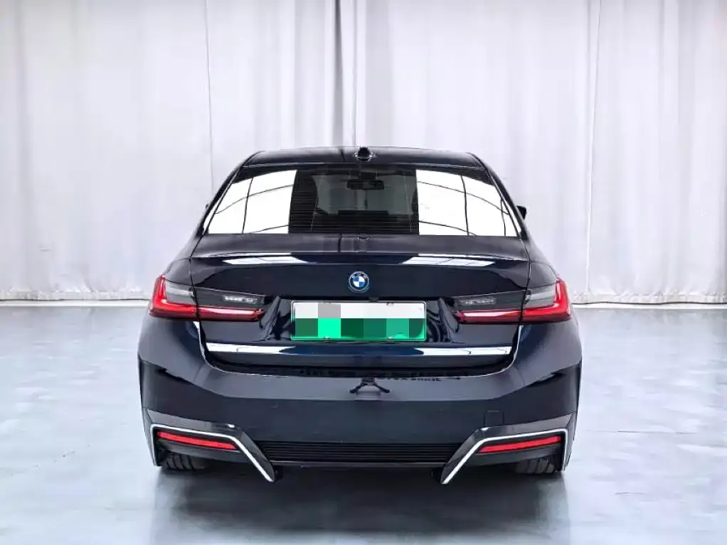 BMW i3 — фото 7