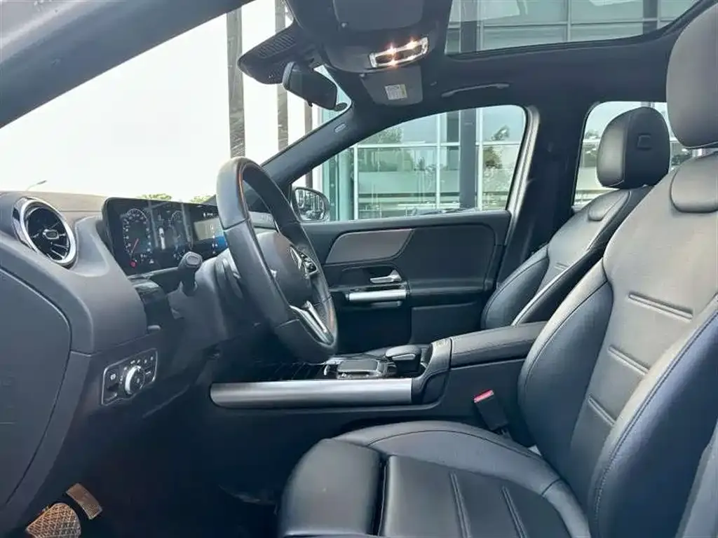 Mercedes-Benz GLA — фото 10