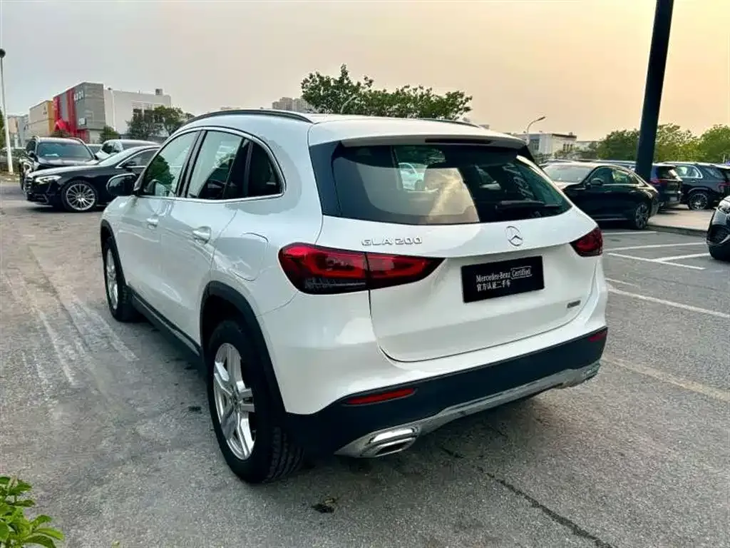 Mercedes-Benz GLA — фото 7