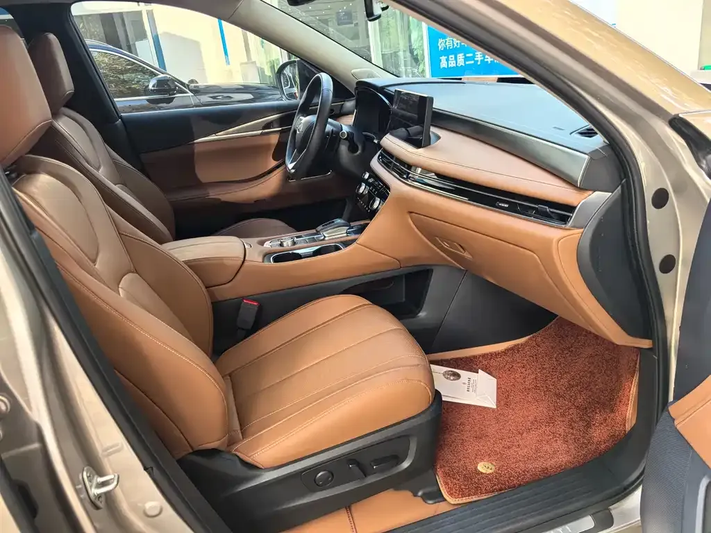 Infiniti QX60 2024 из CN, фото 5