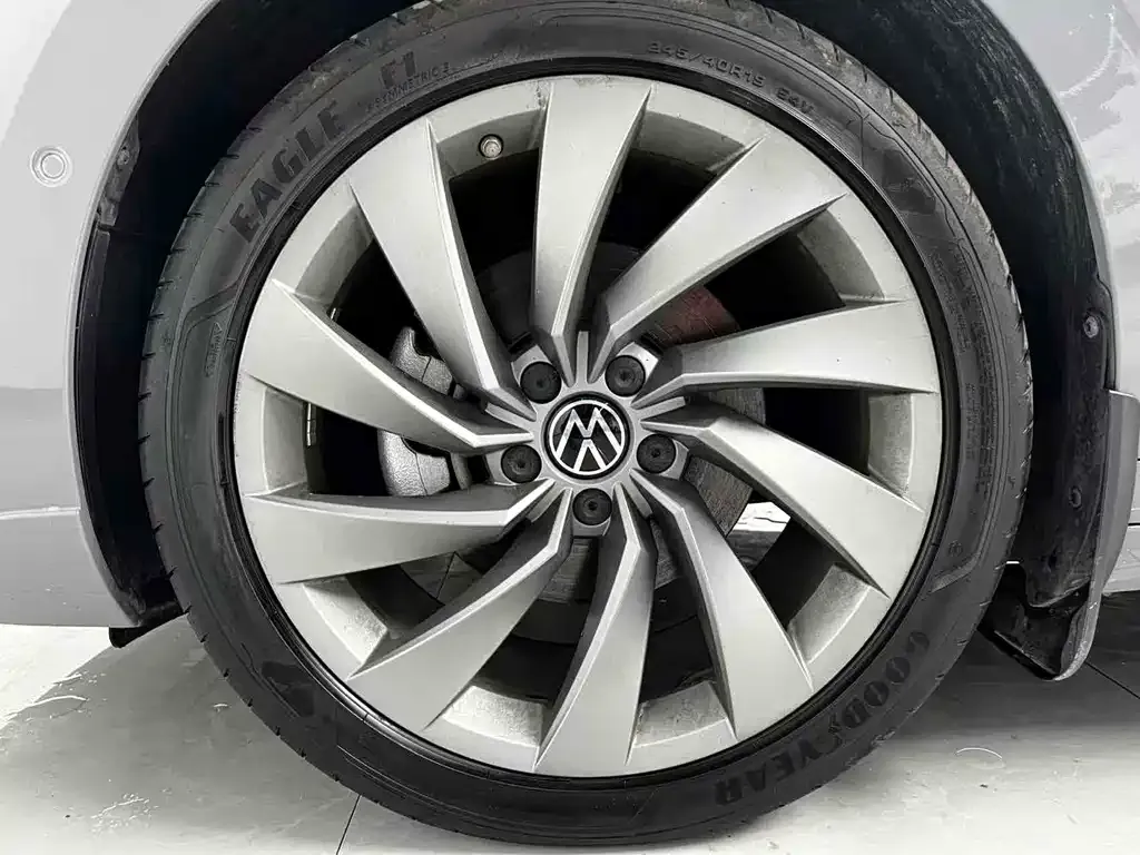 Volkswagen CC 2024 из CN, фото 5