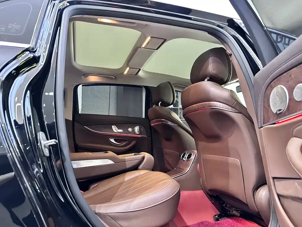 Mercedes-Benz E-Class 2022 из CN, фото 9