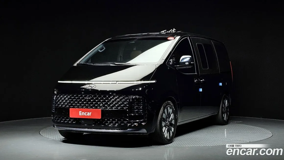Hyundai Staria 2023 из KR, фото 1