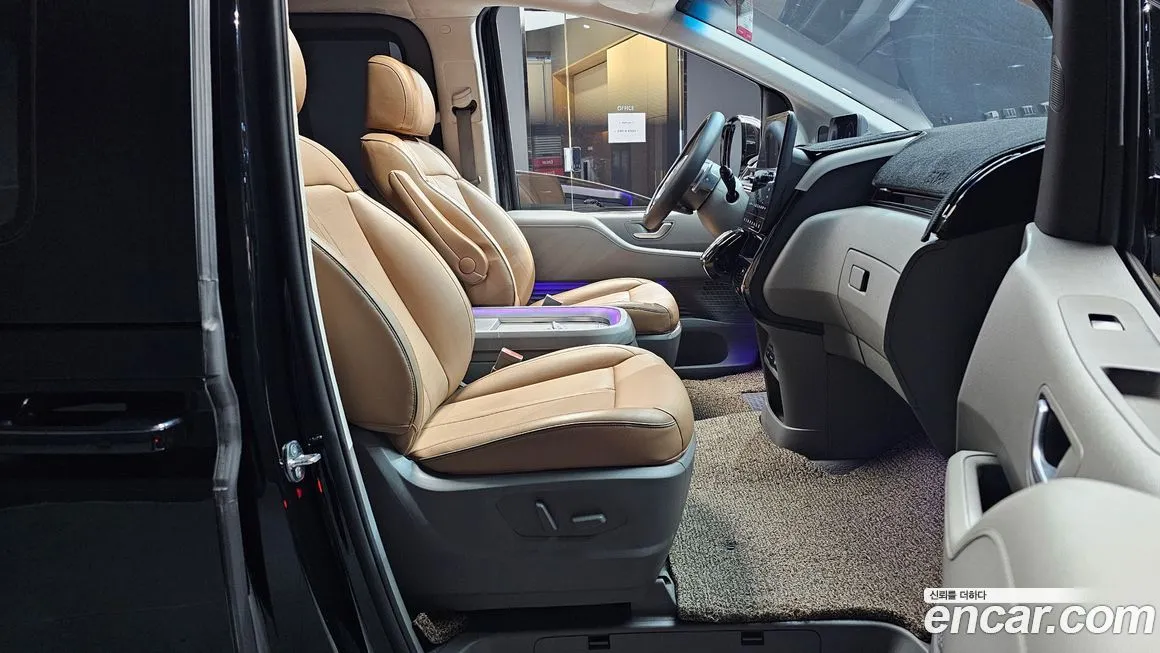 Hyundai Staria 2023 из KR, фото 10