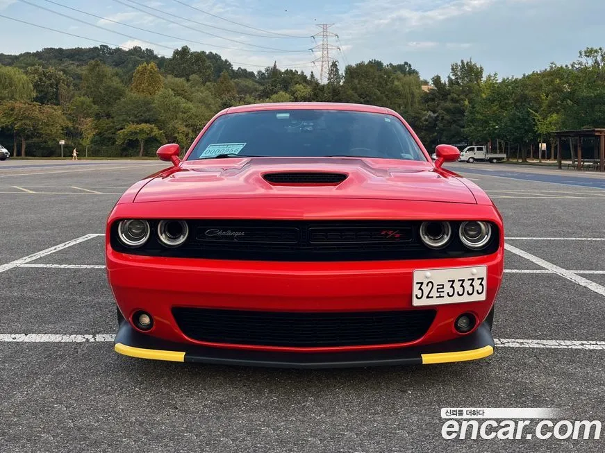 Dodge Challenger 2021 из KR, фото 2
