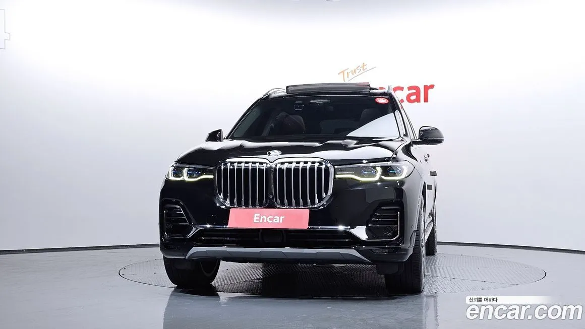 BMW X7 — фото 3
