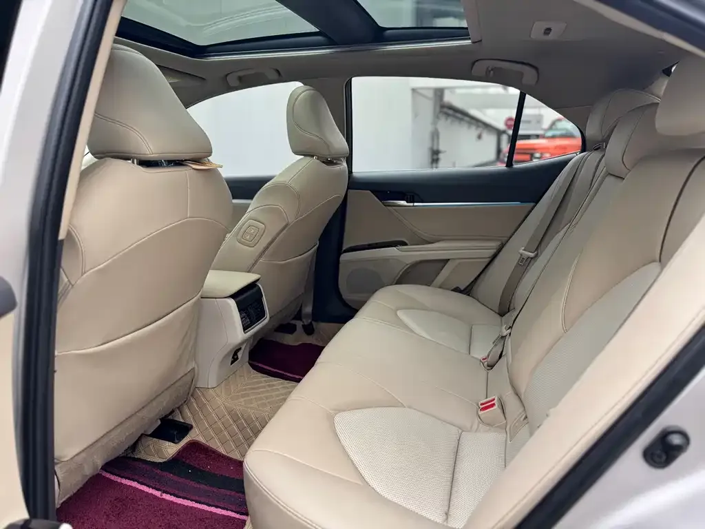 Toyota Camry 2022 из CN, фото 10