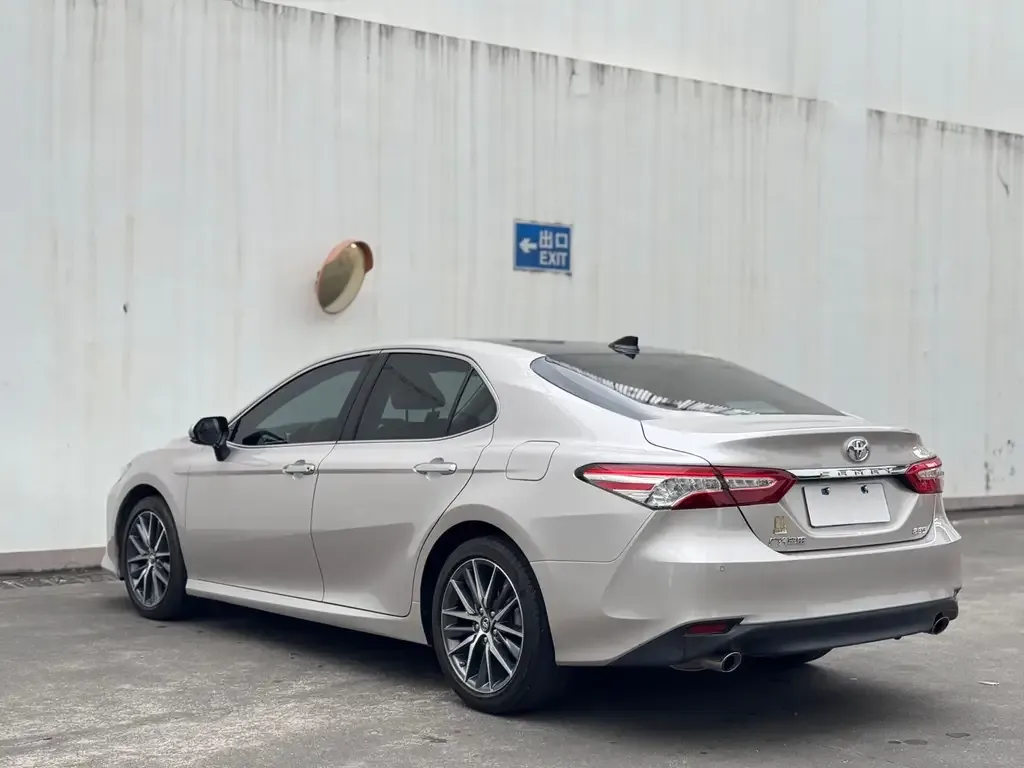Toyota Camry 2022 из CN, фото 6