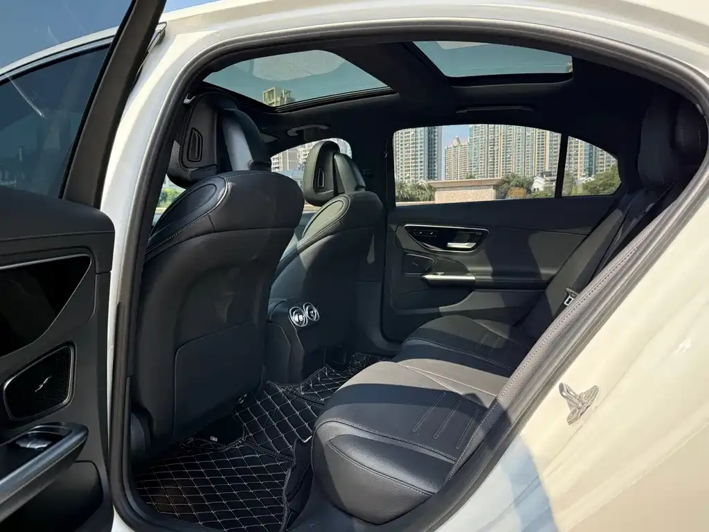 Mercedes-Benz C-Class 2023 из CN, фото 4
