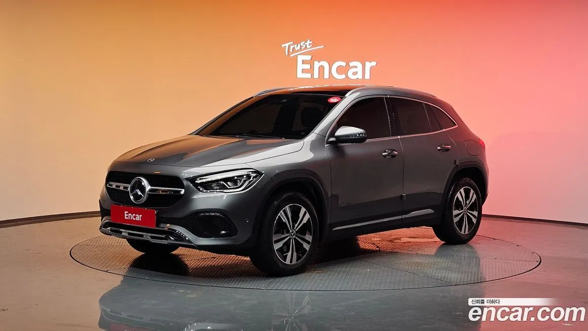 Mercedes-Benz GLA-Class