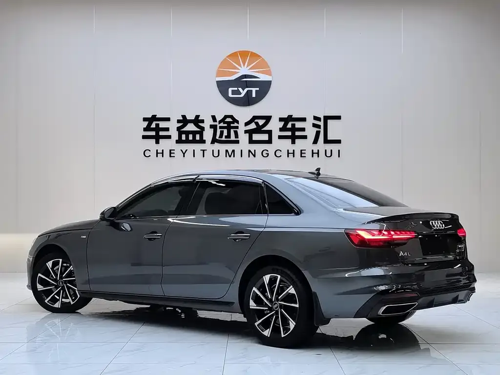 Audi A4L 2023 из CN, фото 5
