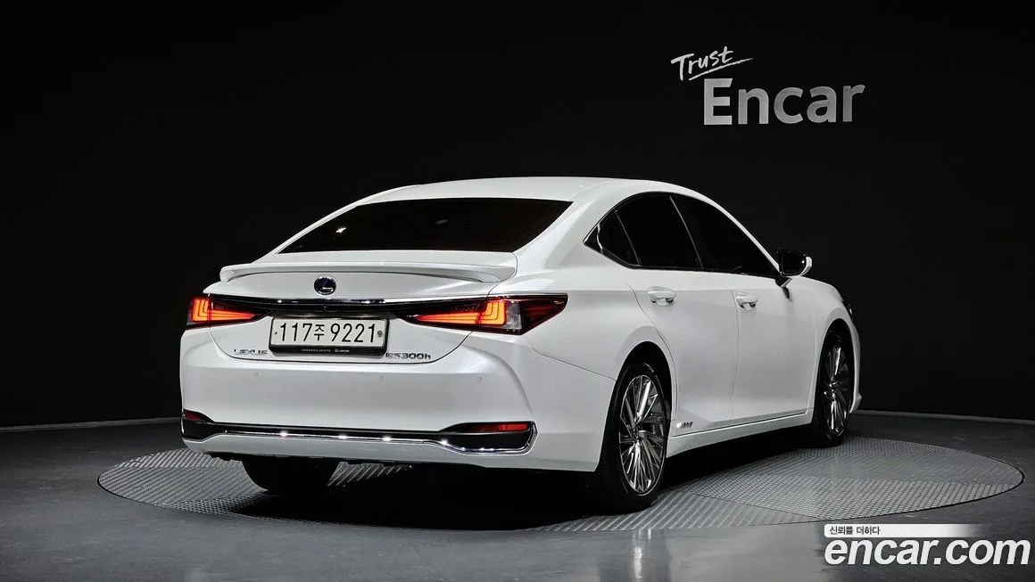 Lexus ES 2021 из KR, фото 2