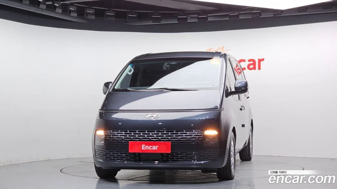 Hyundai Staria 2022 из KR, фото 3