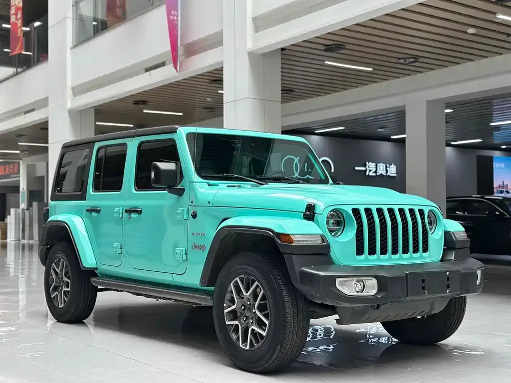 Jeep Wrangler PHEV 2023 из CN, фото 3