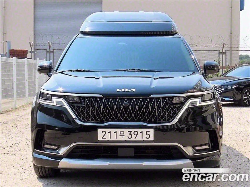 Kia Carnival — фото 1