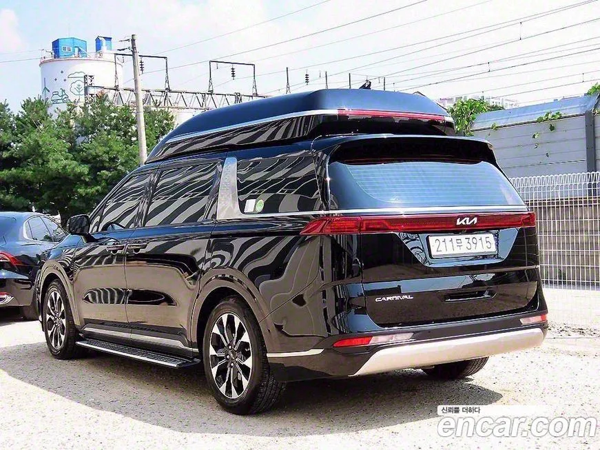 Kia Carnival — фото 3