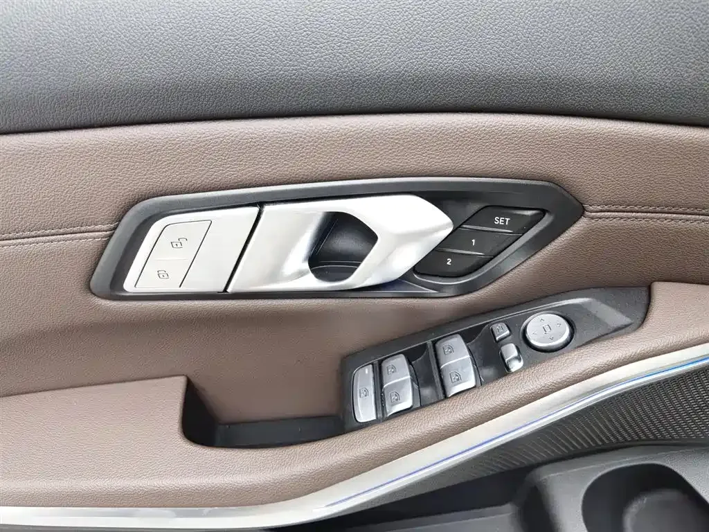 [object Object] 3 Series 2022 из CN, фото 9