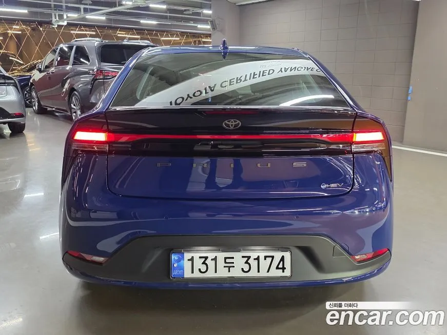 Toyota Prius 2024 из KR, фото 4