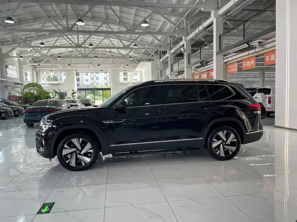 Volkswagen Teramont 2024 из CN, фото 3