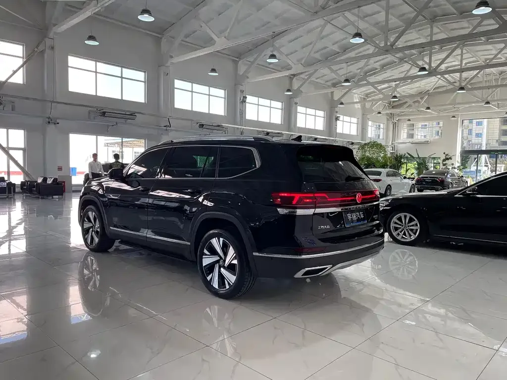 Volkswagen Teramont 2024 из CN, фото 4
