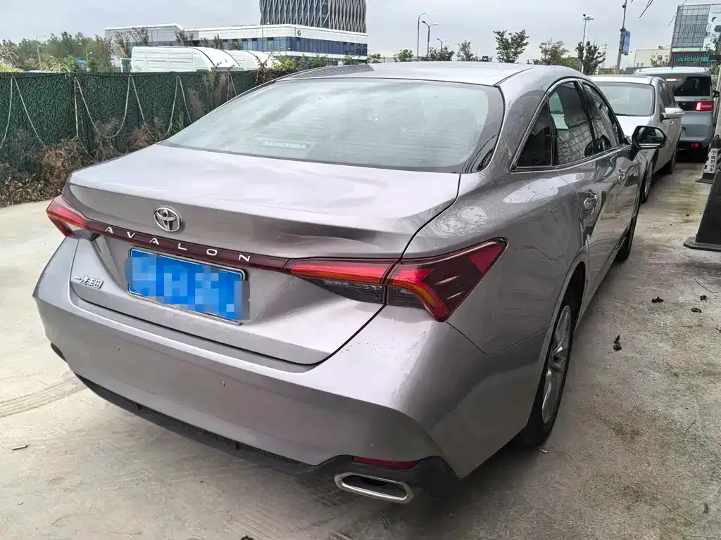 Toyota Avalon 2021 из CN, фото 3