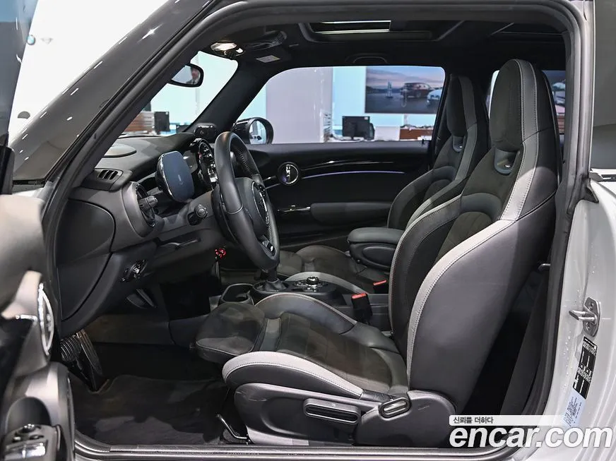 Mini Cooper 2023 из KR, фото 10