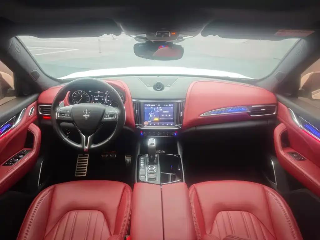 Maserati Levante 2024 из CN, фото 9
