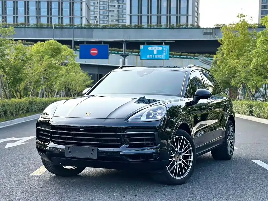 Porsche Cayenne 2023 из CN, фото 1