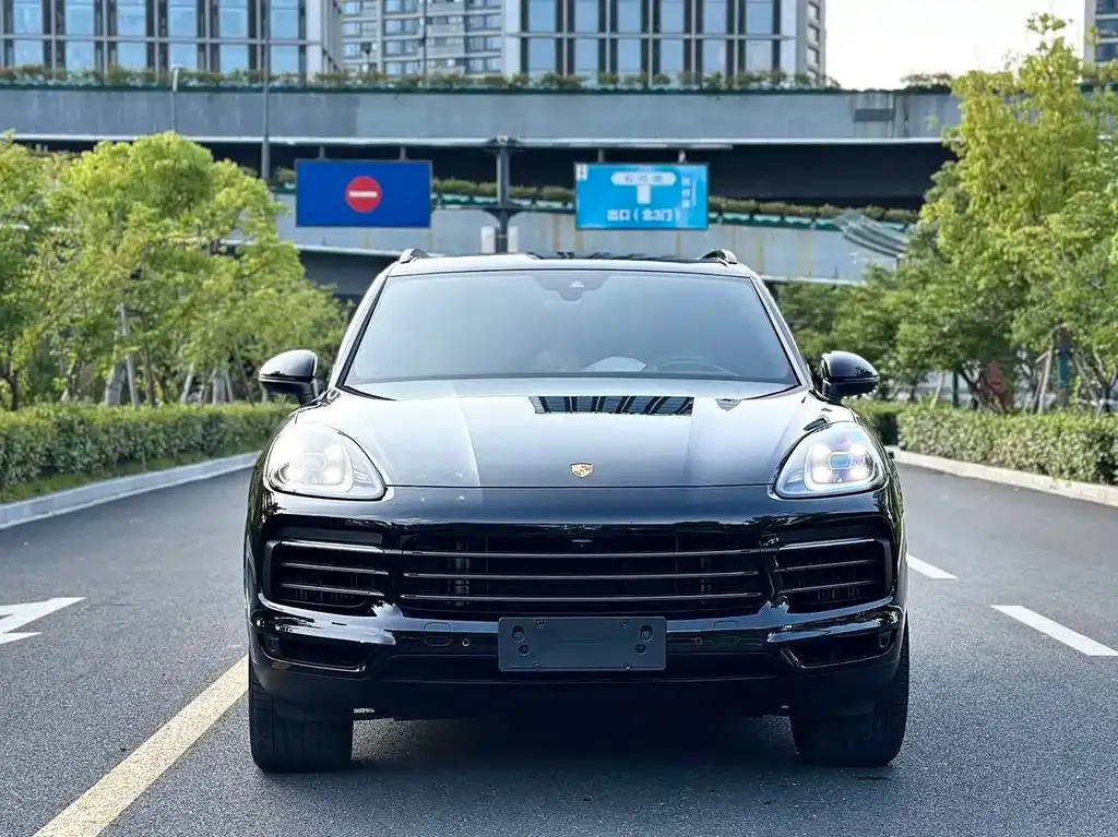 Porsche Cayenne 2023 из CN, фото 2