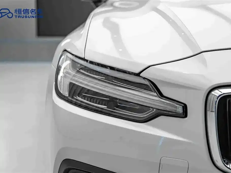 Volvo S60 2022 из CN, фото 10