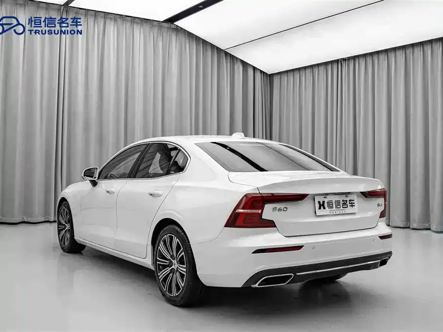 Volvo S60 2022 из CN, фото 7