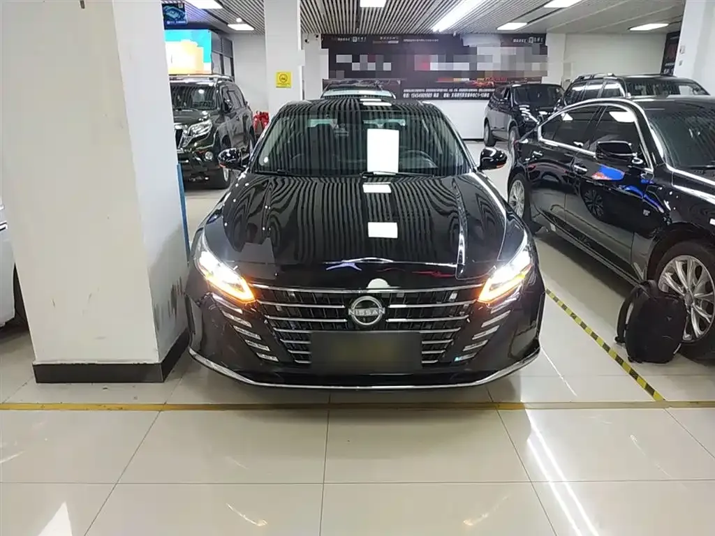 Nissan Teana 2023 из CN, фото 3