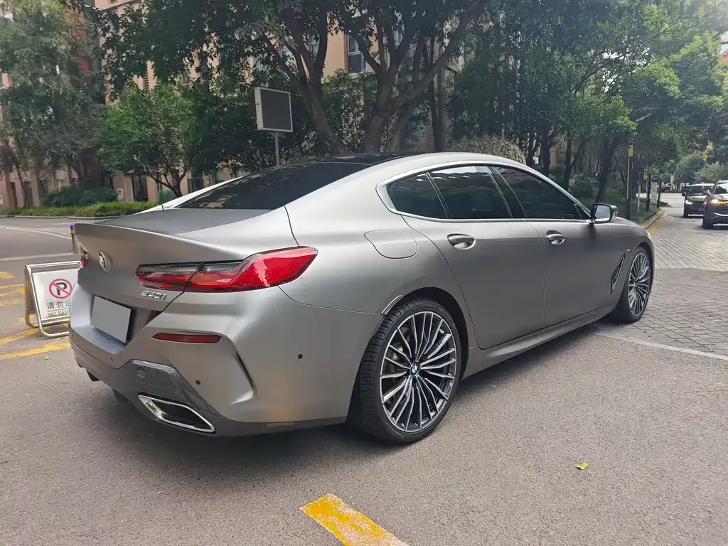 BMW 8 Series 2022 из CN, фото 4