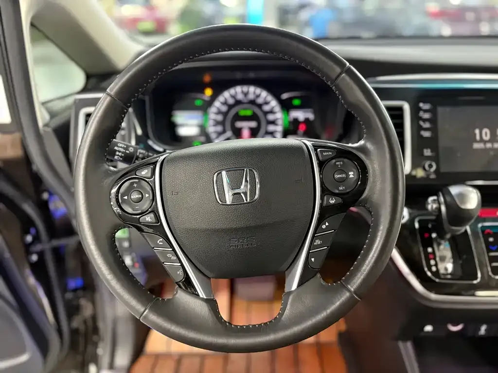 Honda Elysion 2021 из CN, фото 4
