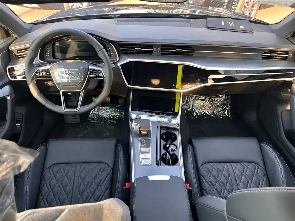 Audi A6L 2025 из CN, фото 7
