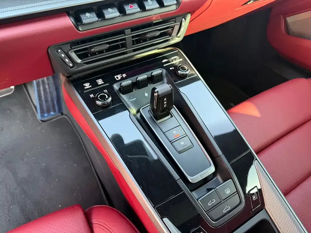 Porsche 911 2021 из CN, фото 10
