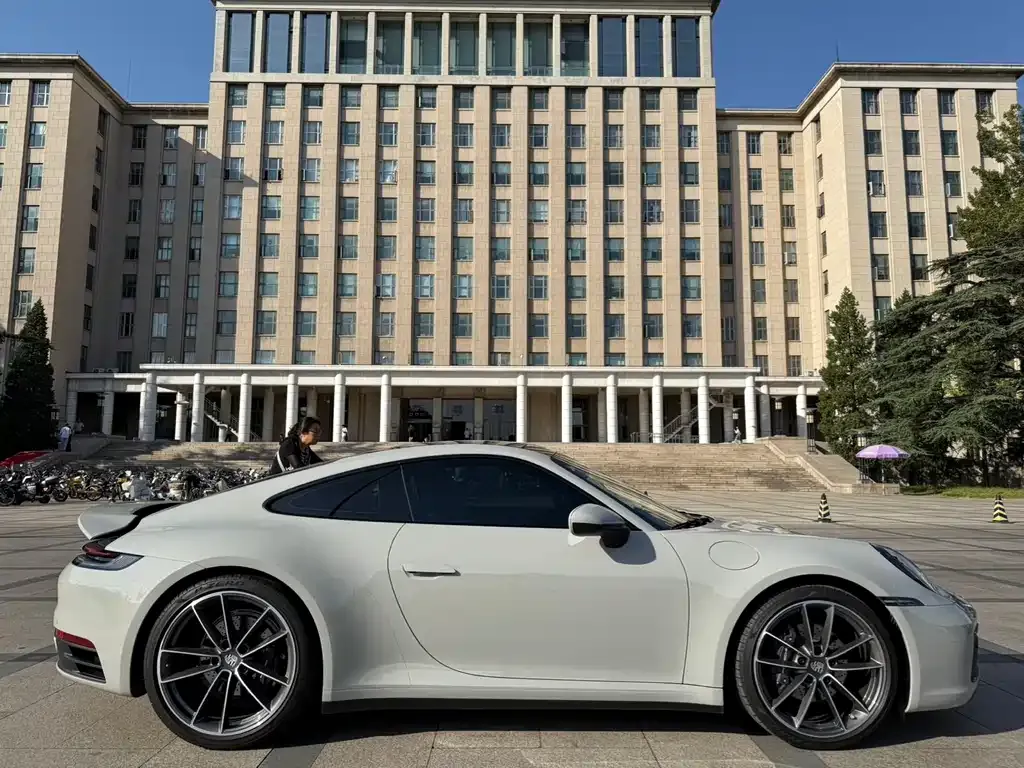 Porsche 911 2021 из CN, фото 2