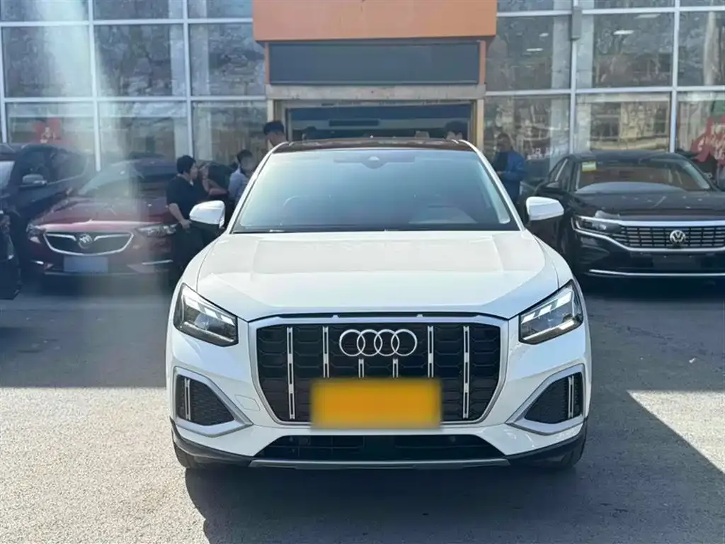 Audi Q2L 2023 из CN, фото 7