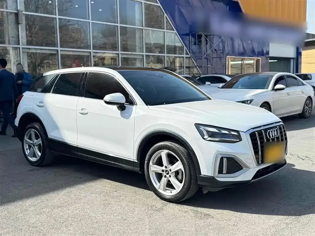 Audi Q2L 2023 из CN, фото 8