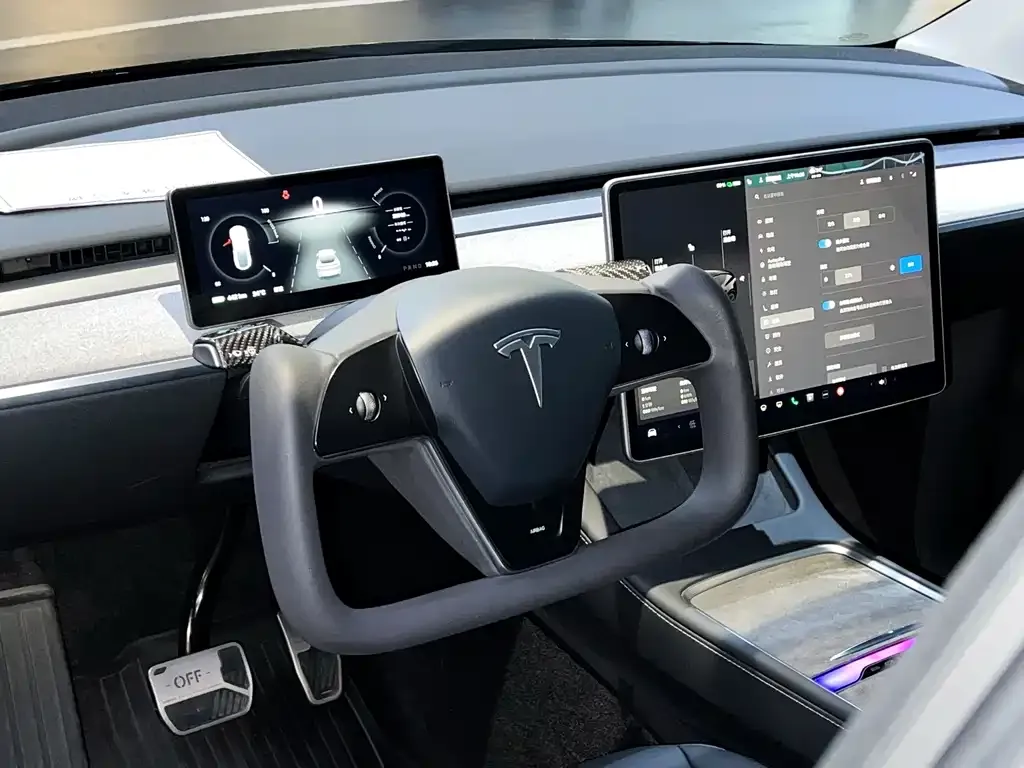 Tesla Model Y — фото 5