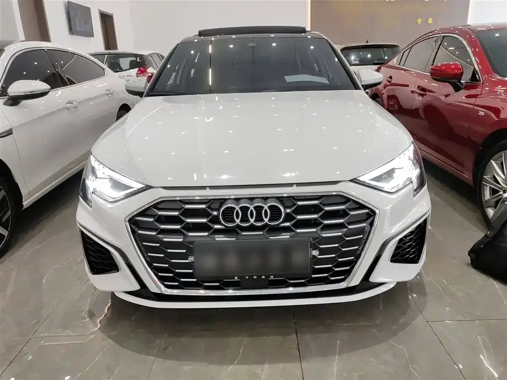 Audi A3 2024 из CN, фото 3