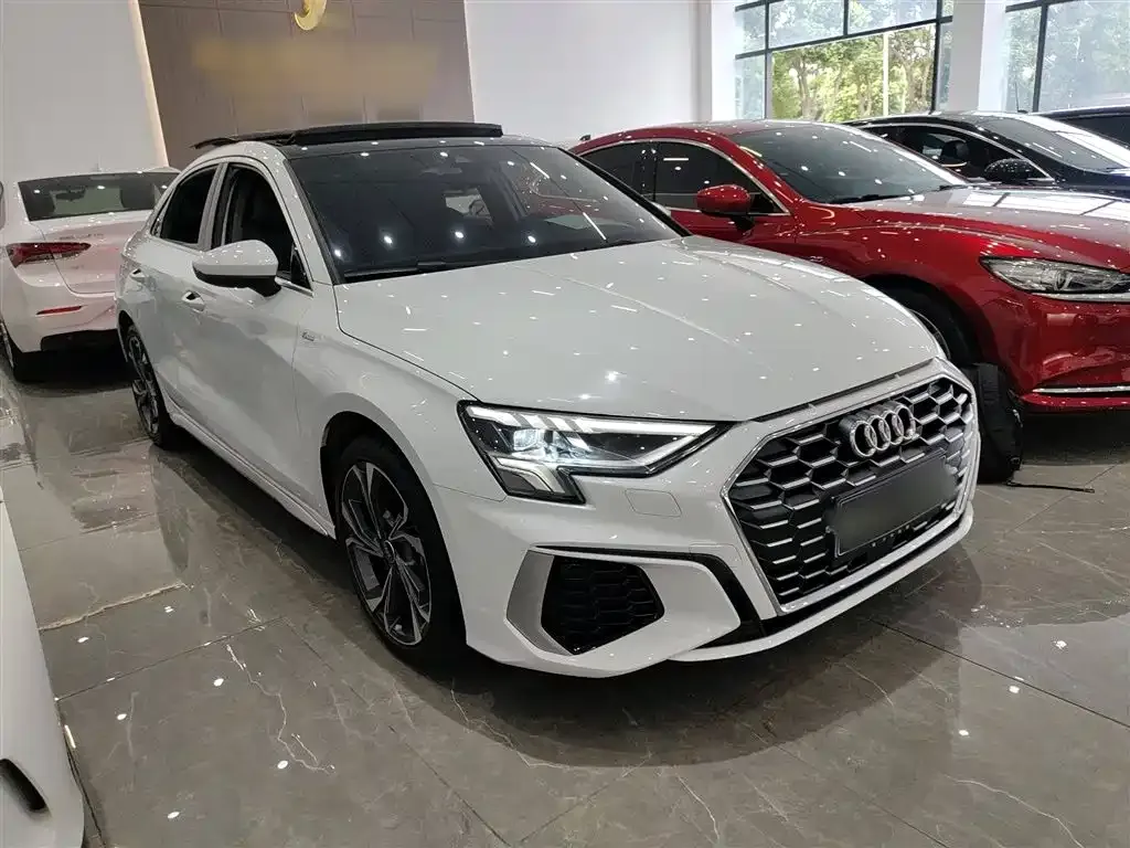 Audi A3 2024 из CN, фото 4
